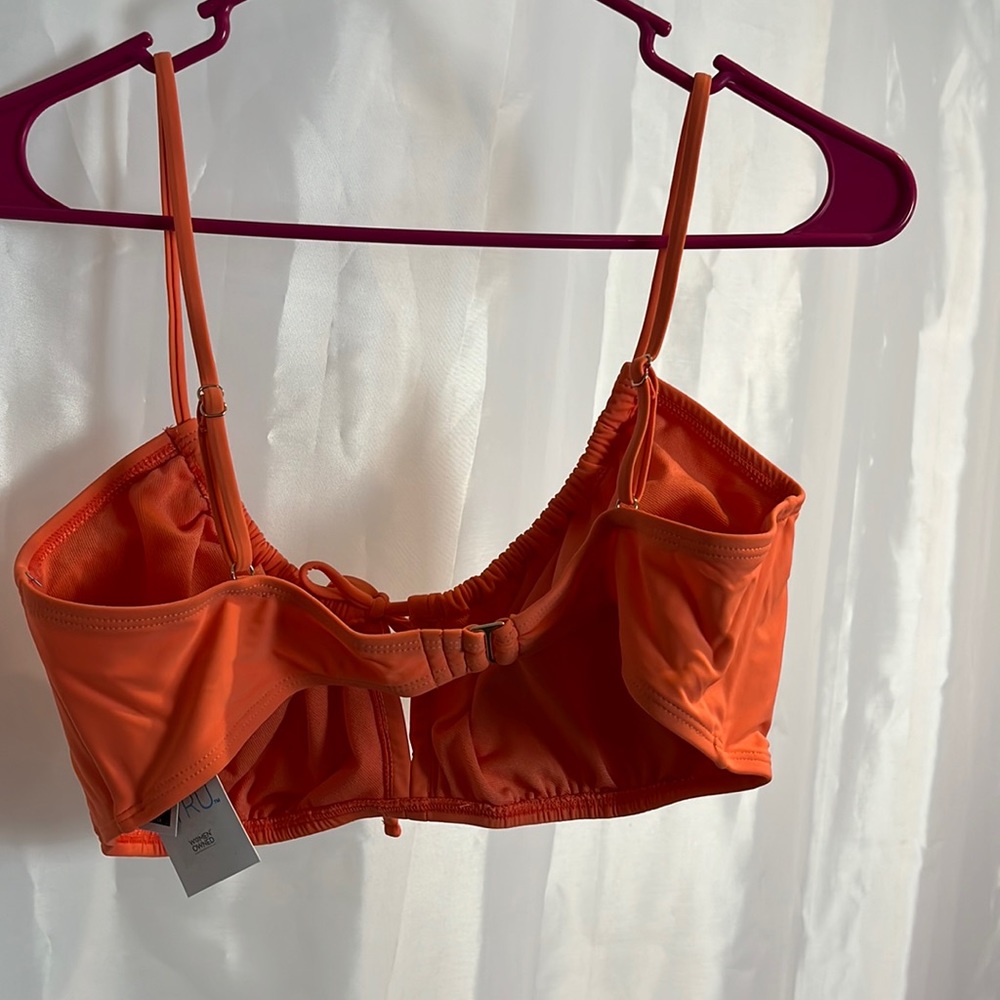 Women’s keyhole tie bikini top. 1865